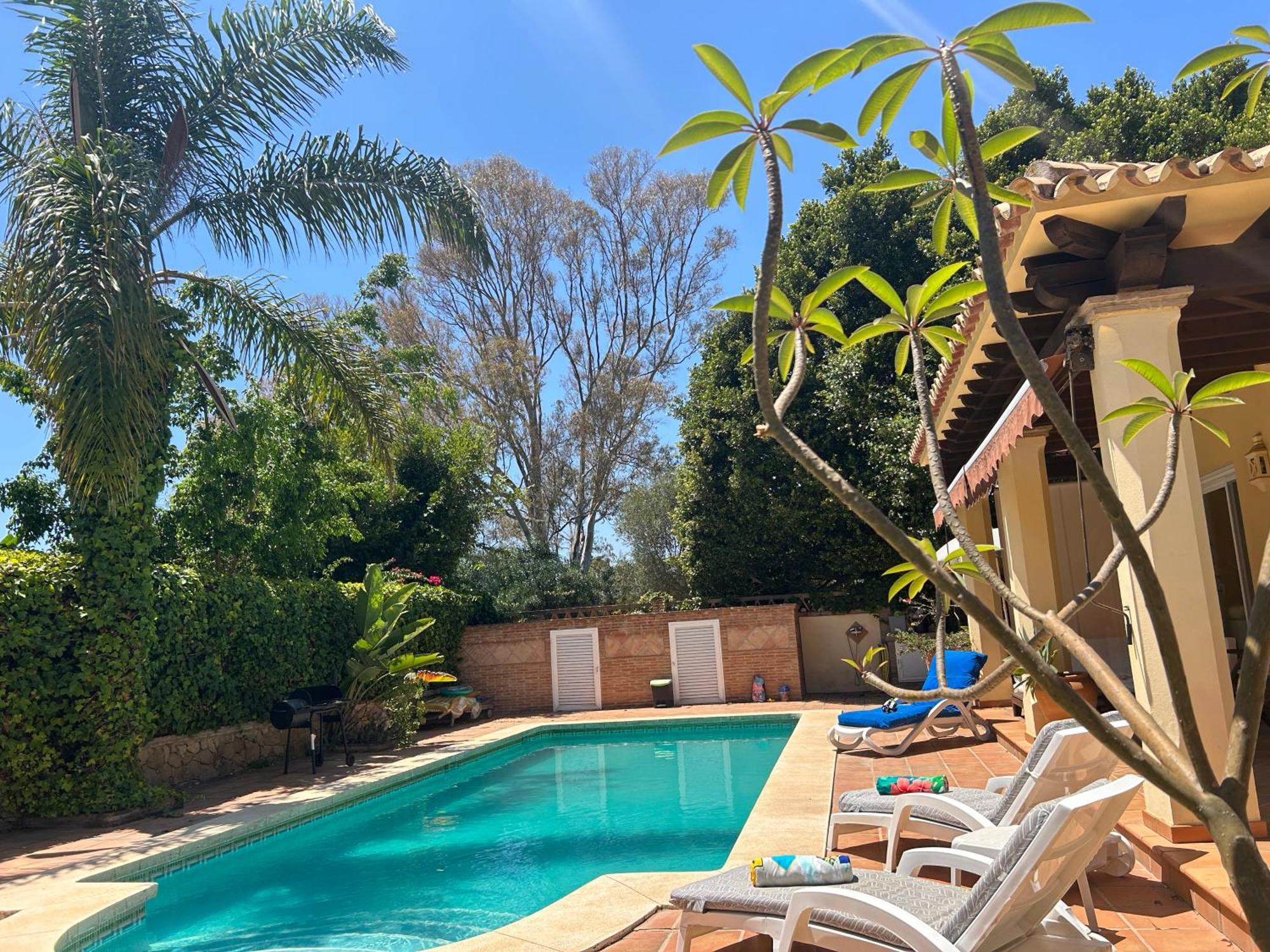 Villa Close To The Beach In Marbella Bagian luar foto