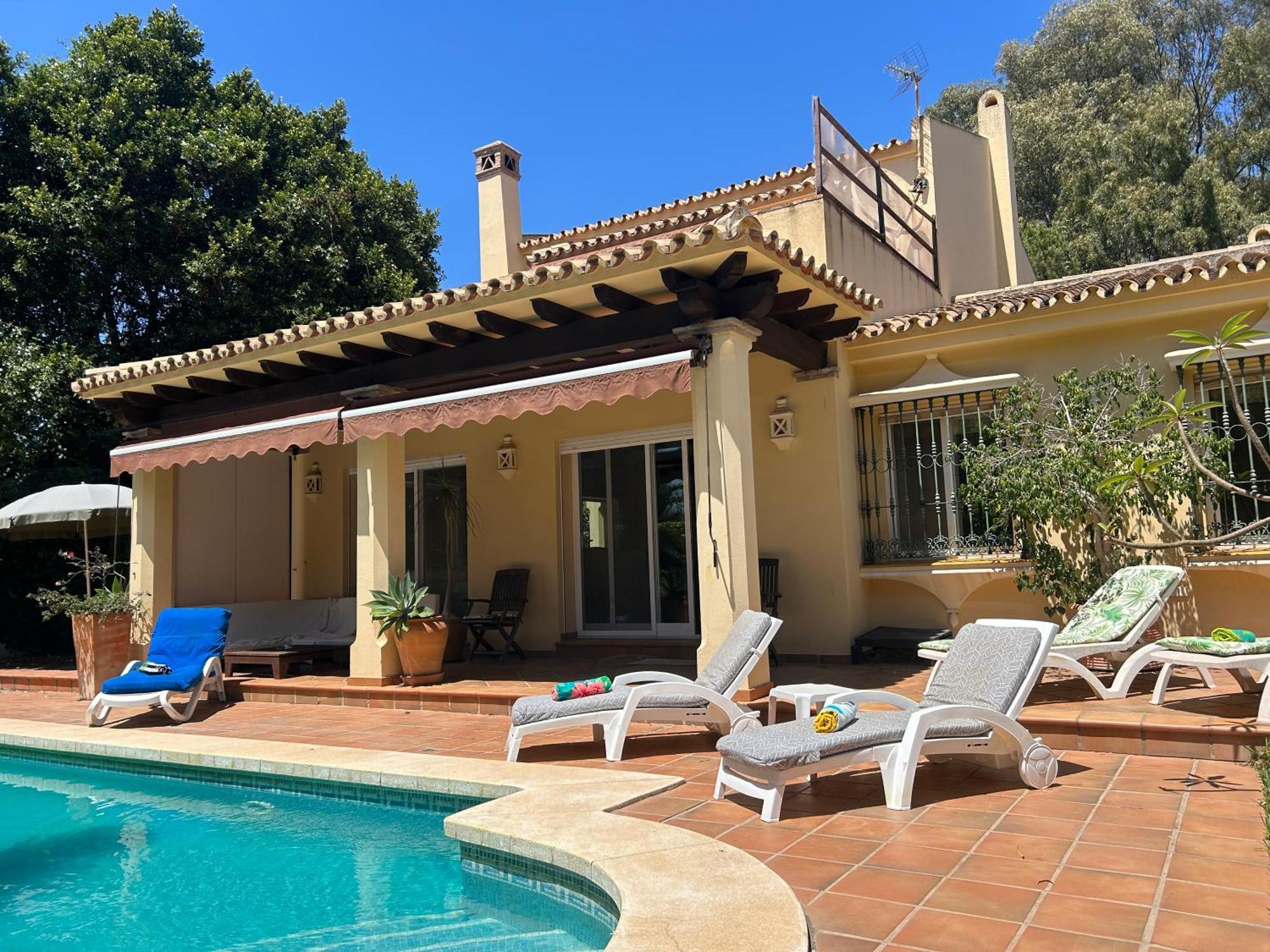 Villa Close To The Beach In Marbella Bagian luar foto